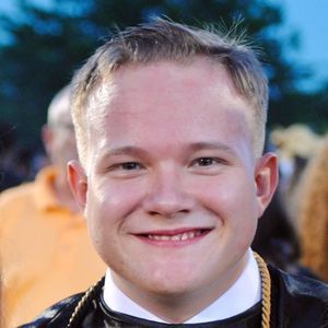 Meet your Posher, Christopher